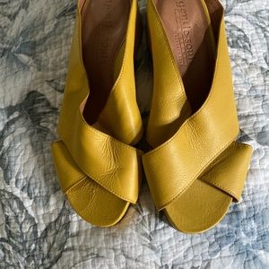 Gentle Souls shoes slides